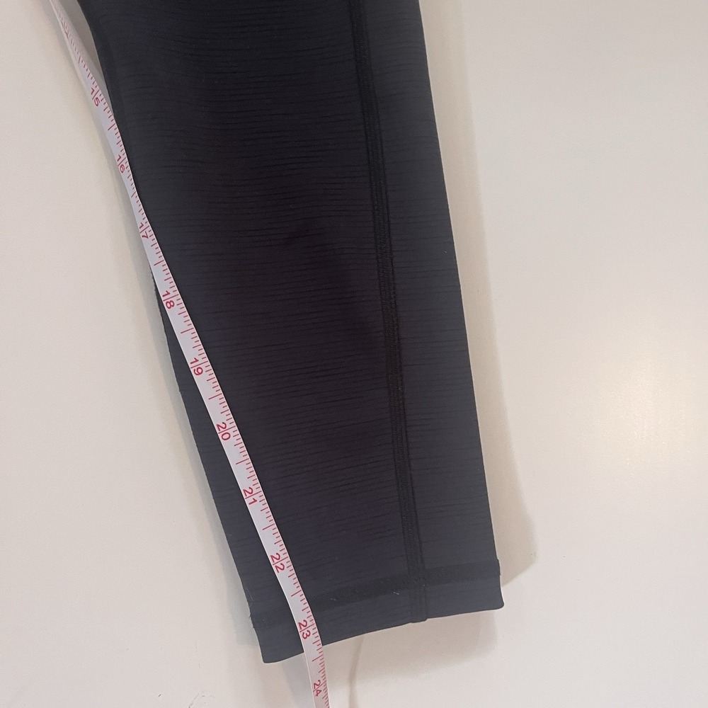 Sweaty Betty Size XS The Super Sculpt 7/8 Length 60cm/24" Gray Black Stripe - Picture 6 of 8